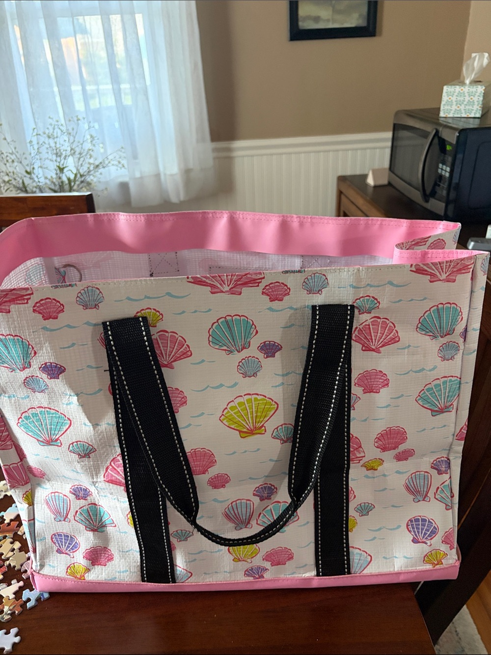 Scout Shell-Print Tote in Pink with Black Handles - Picture 2 of 6